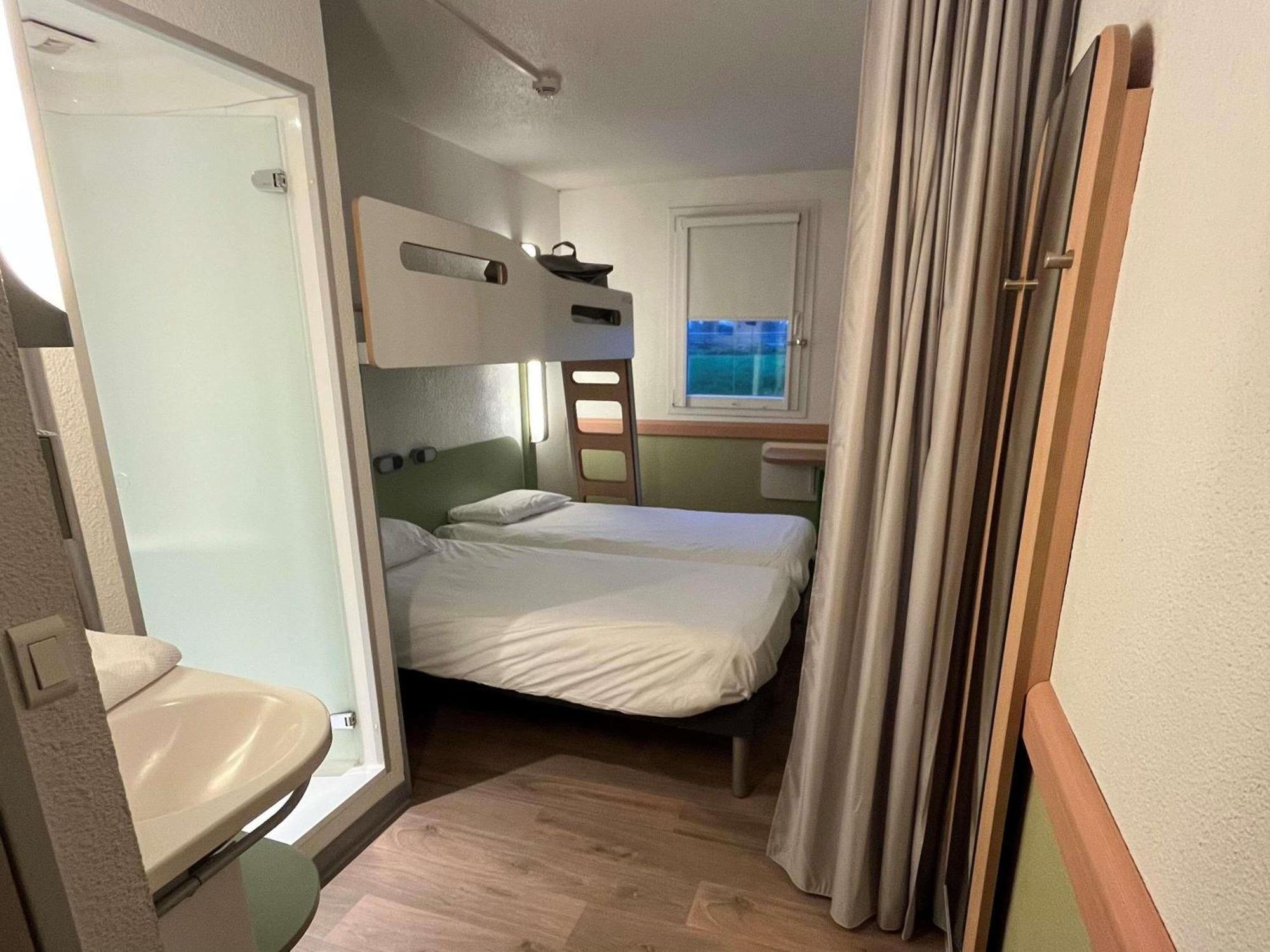 Ibis Budget Rennes Route De Saint Malo Hotel