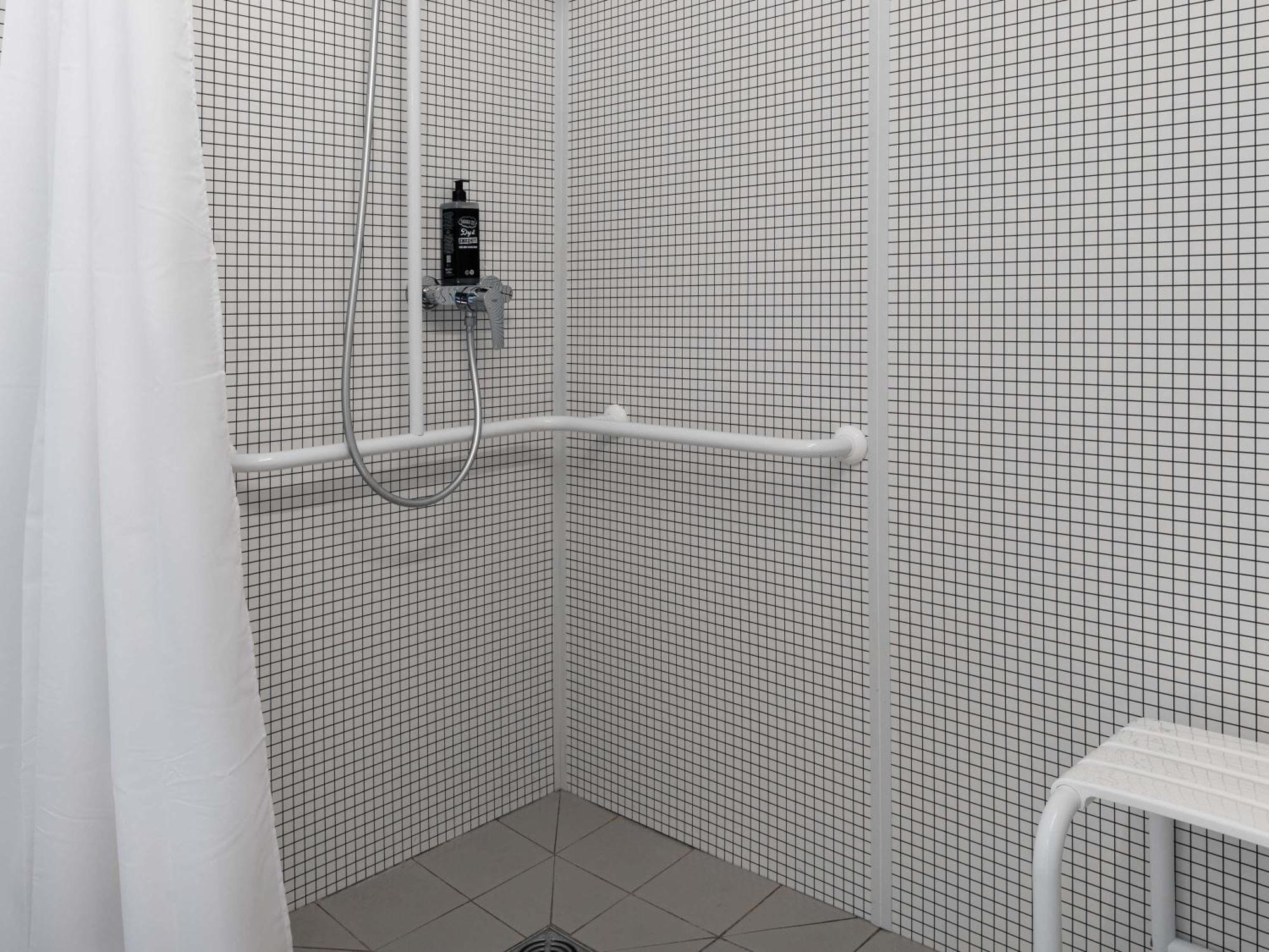 Ibis Budget Rennes Route De Saint Malo 2*