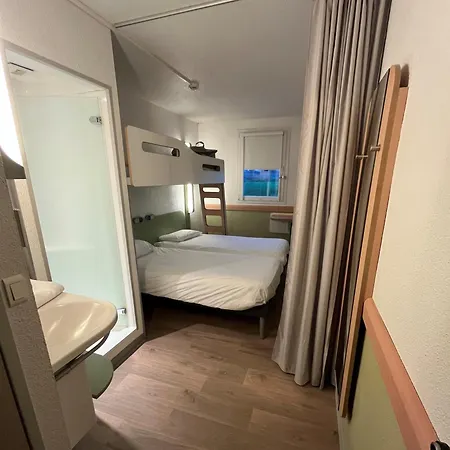 Ibis Budget Rennes Route De Saint Malo Montgermont Exterior photo