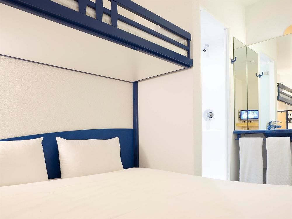 Ibis Budget Rennes Route De Saint Malo Hotel